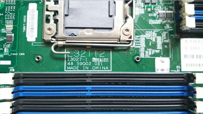 联想服务器TD340 （13027-1   L32TT2）不开机!济南磐龙维修
