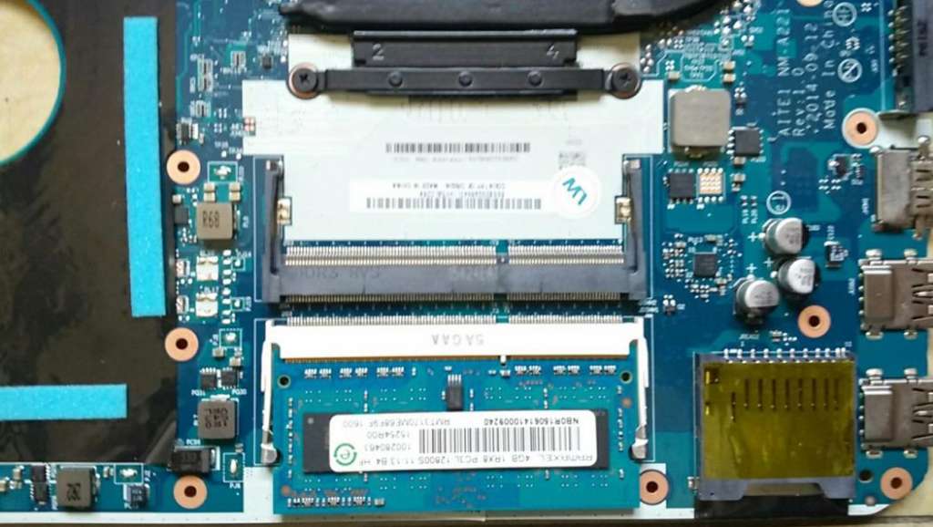 E550C 笔记本开机不显示掉电后待机电流0.04 主板维修高清图片济南磐龙贴
